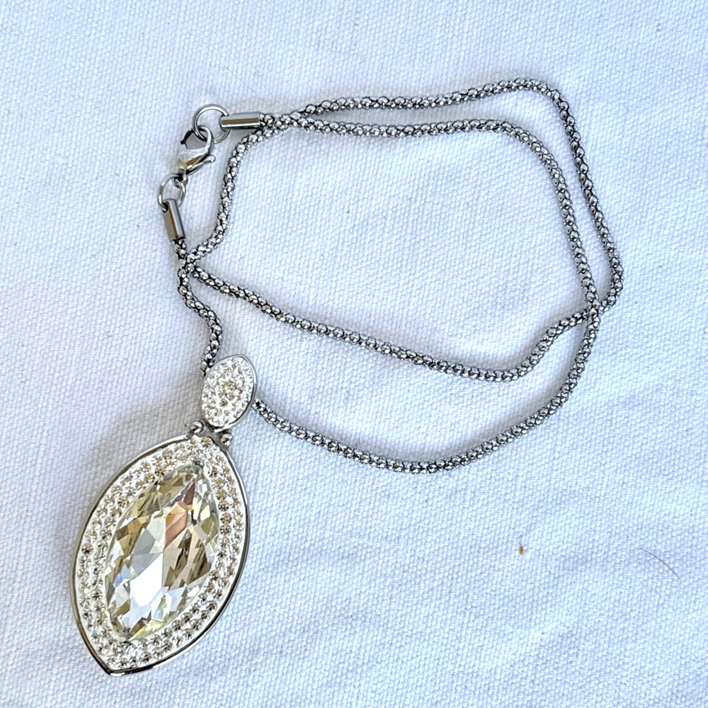 NIB 9SQ Stainless Steel Crystal Marquise Pendant Statement Necklace Box of Bling